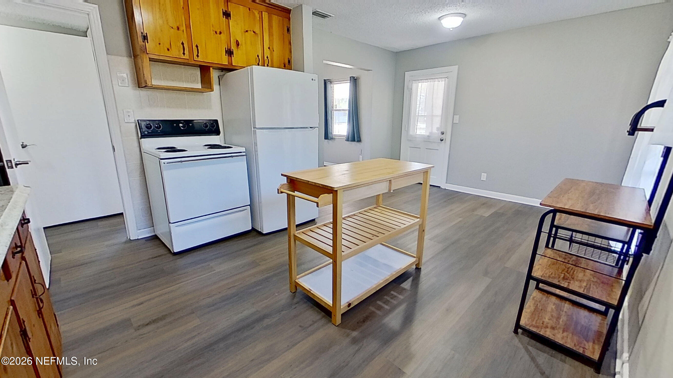 1728 Lawson Road Jacksonville, FL 32246 - Photo 11 of 30 01212026_161219