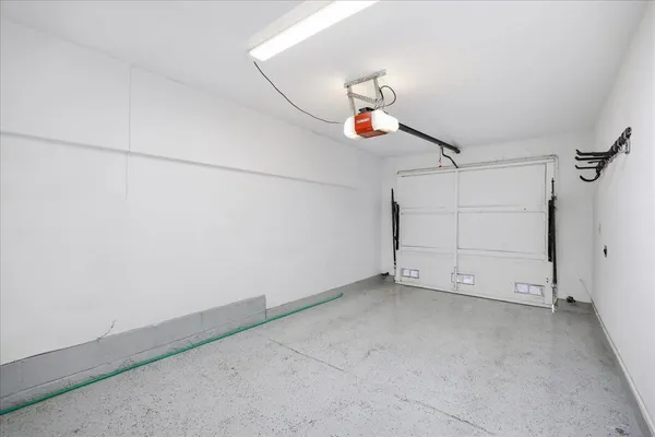 a view of a garage