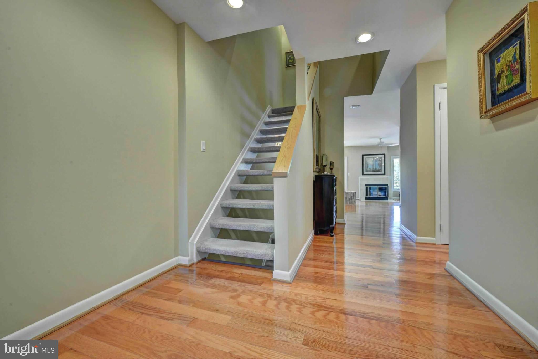 1929 Lakeport Way Reston, VA 20191 - Photo 7 of 30 Interior (General)
