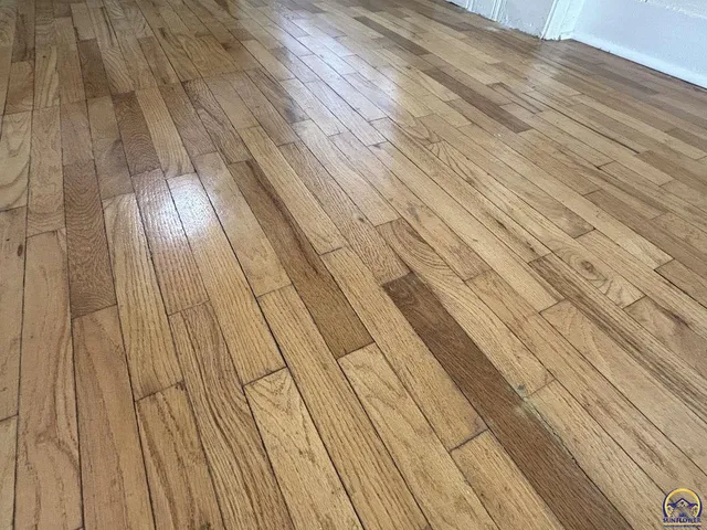 $284,900 | 13 Locust Street, Cottonwood Falls, KS 66845