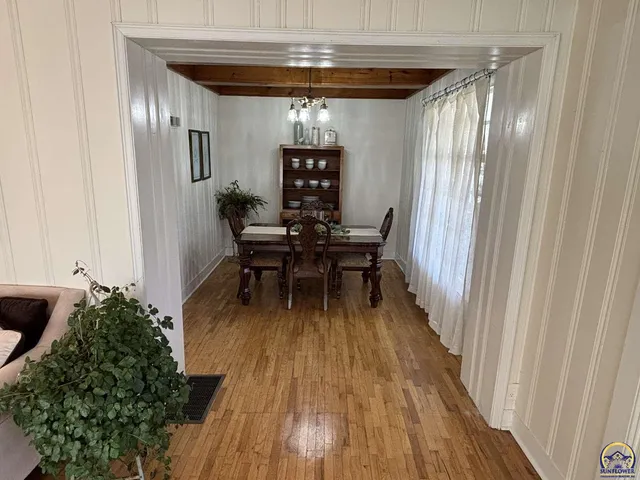 $284,900 | 13 Locust Street, Cottonwood Falls, KS 66845