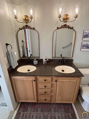 $284,900 | 13 Locust Street, Cottonwood Falls, KS 66845