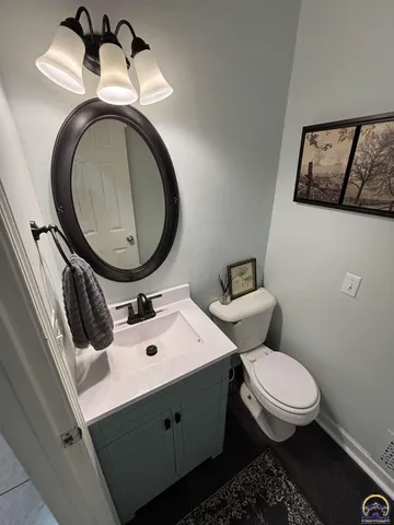 $284,900 | 13 Locust Street, Cottonwood Falls, KS 66845