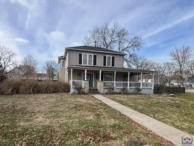 $284,900 | 13 Locust Street, Cottonwood Falls, KS 66845