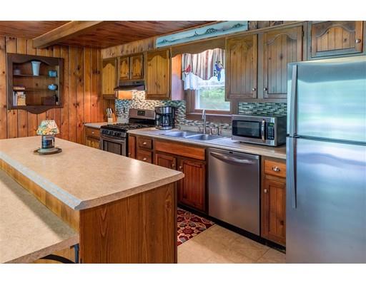 350 New Boston Road Fairhaven, MA 02719 - Photo 4 of 25 Gallery Image 4