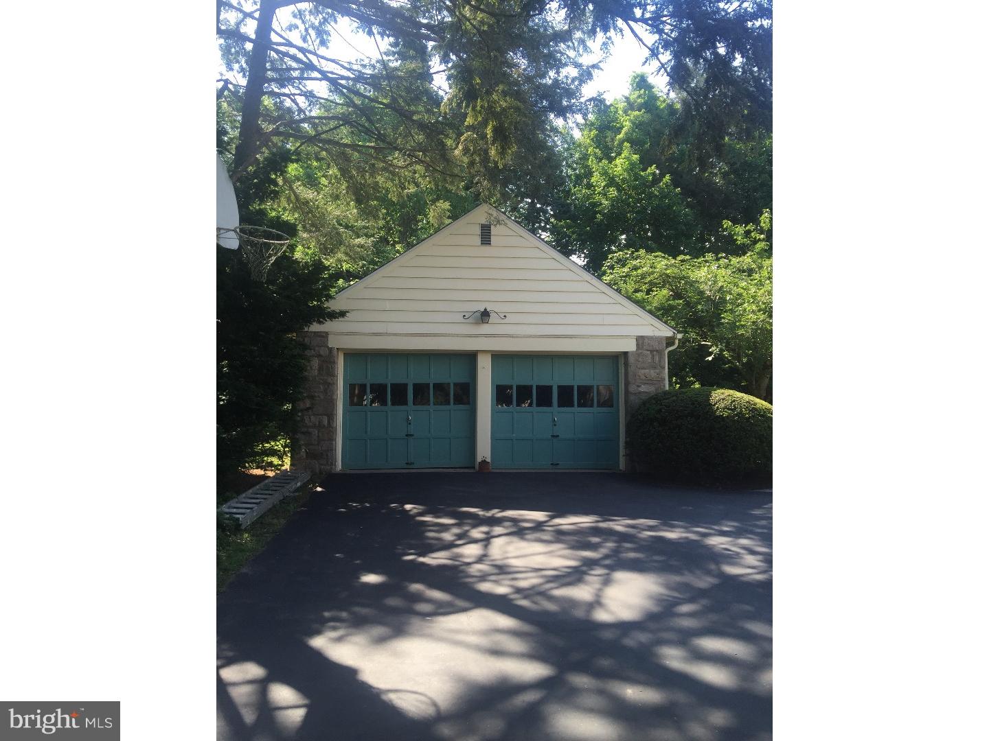 1491 Huntingdon Road Abington, PA 19001 - Photo 4 of 7