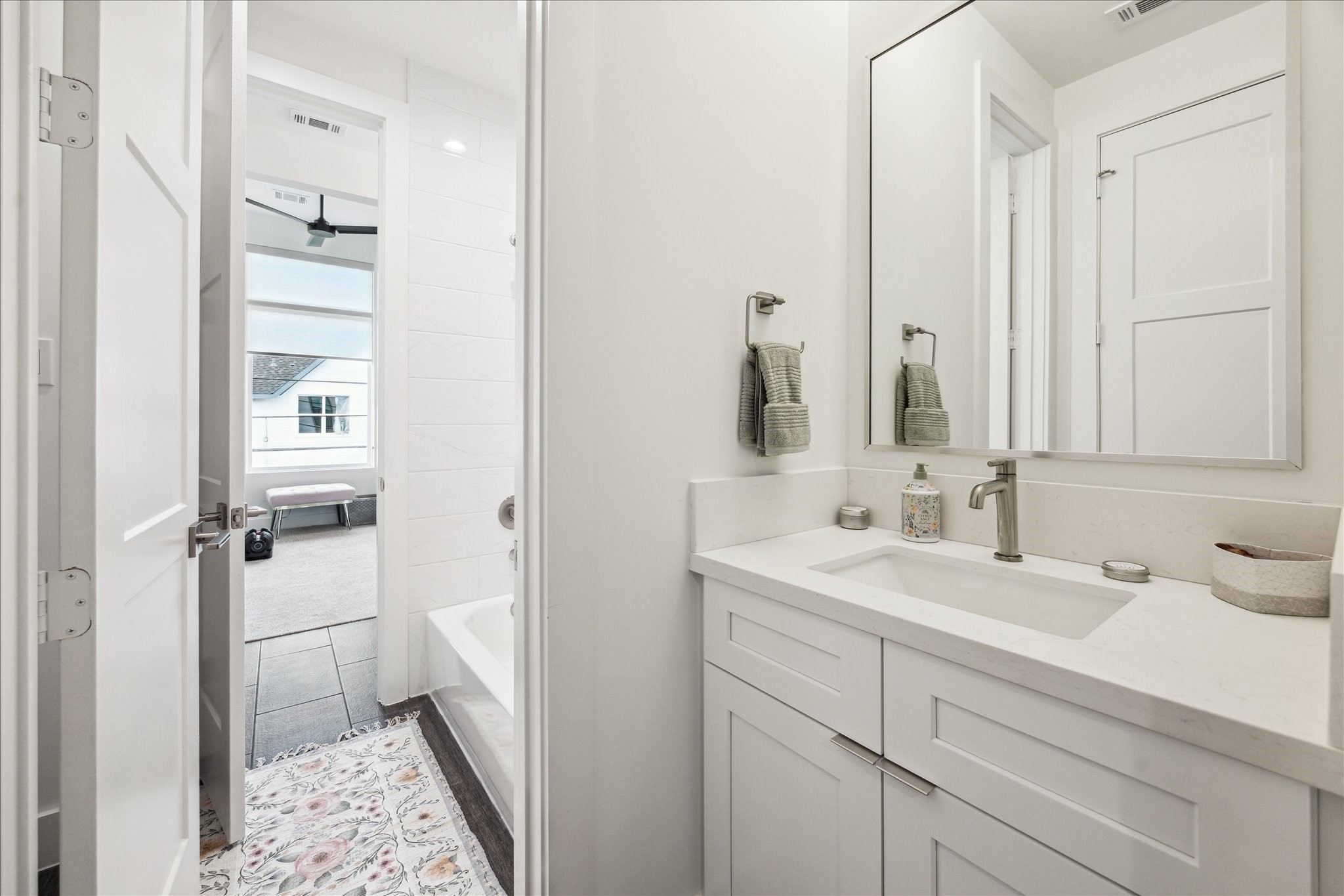 2012 Welch Street Houston, TX 77019 - Photo 23 of 29 Gallery Image 23