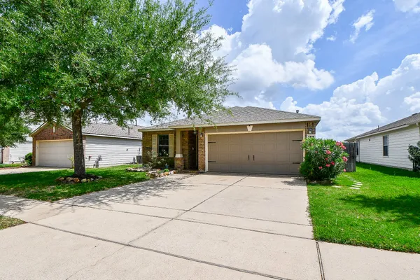 $315,000 | 2810 Roaring Oaks Lane, Katy, TX 77449