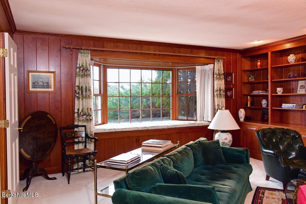 84 B North Undermountain Road Egremont, MA 01230 - Photo 31 of 62 Library