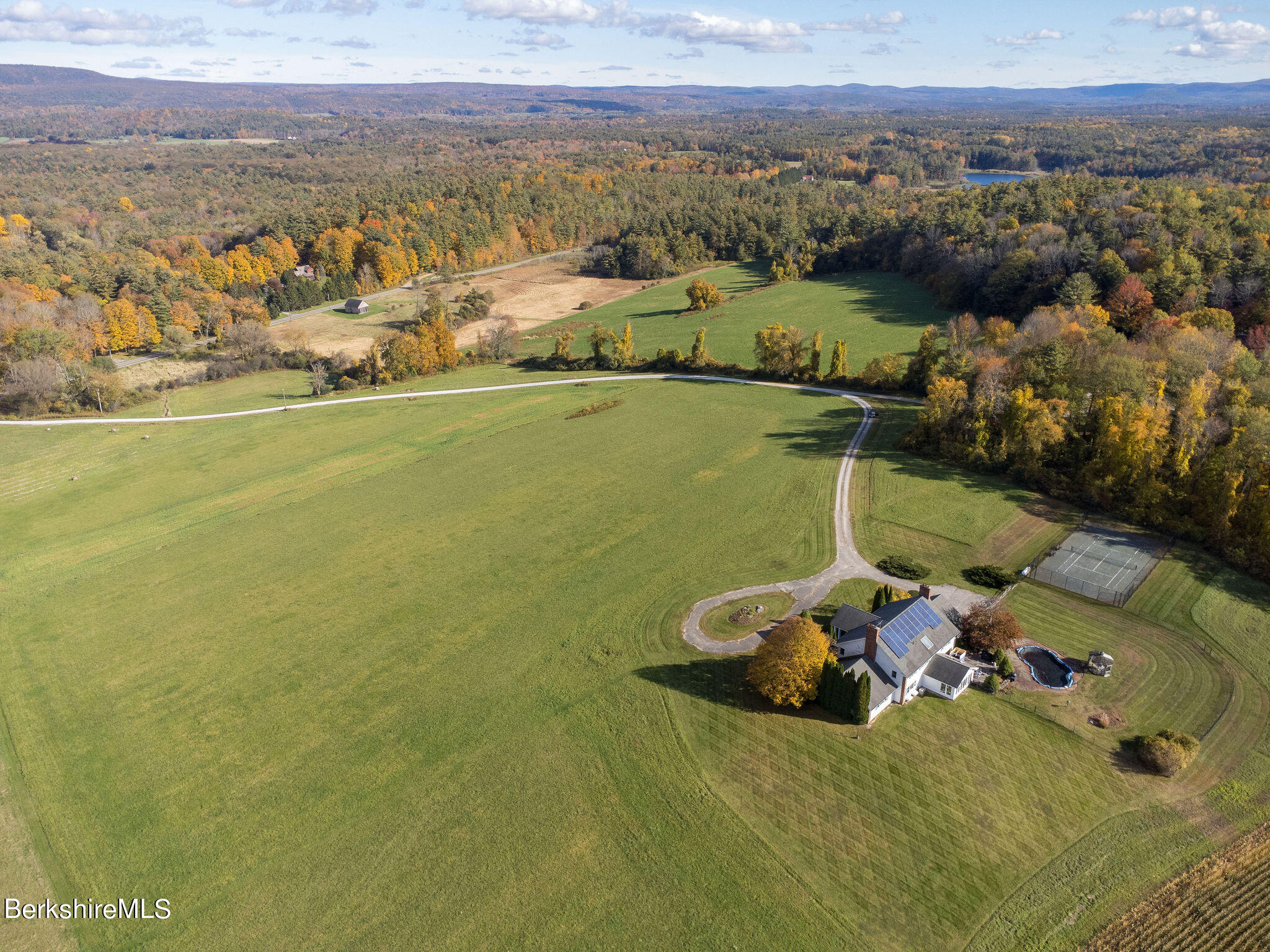 84 B North Undermountain Road Egremont, MA 01230 - Photo 4 of 62 Exterior