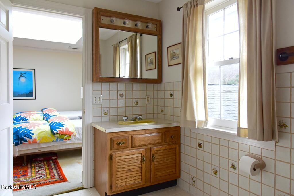 84 B North Undermountain Road Egremont, MA 01230 - Photo 44 of 62 En-Suite Bathroom