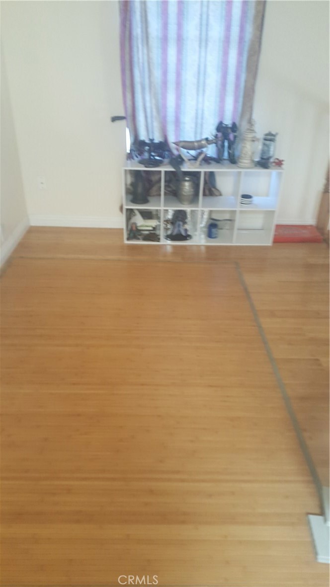 880 Robles Place Corona, CA 92882 - Photo 7 of 11