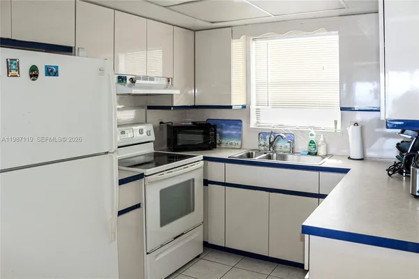 $4,200 | 1750 South Ocean Boulevard, Unit 509E, Lauderdale-by-the-Sea, FL 33062