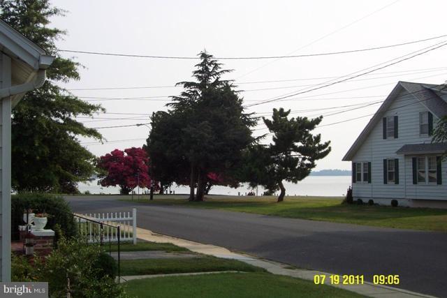 103 Rambler Road Cambridge, MD 21613 - Photo 2 of 19 View of The Choptank River from the porch