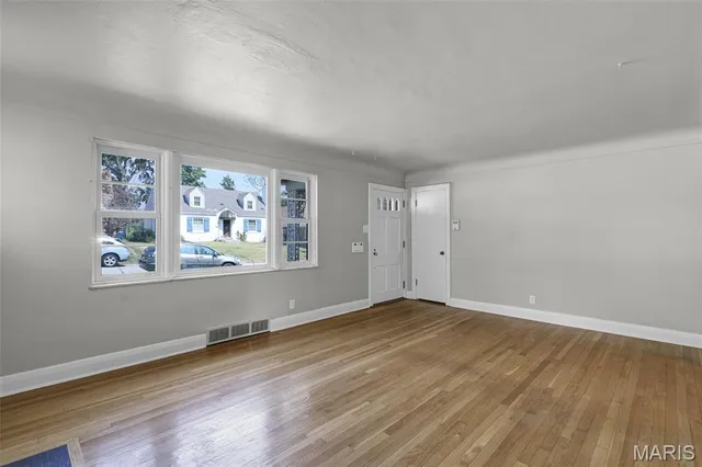 $169,500 | 6932 Florian Avenue, St. Louis, MO 63121