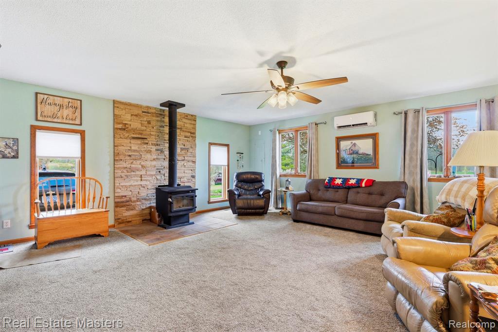 8187 Elms Road Flushing, MI 48433 - Photo 12 of 34