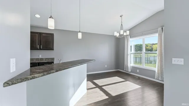 $289,900 | 10825 Yalumba Pass, Roanoke, IN 46783