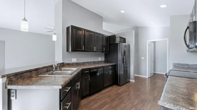 $289,900 | 10825 Yalumba Pass, Roanoke, IN 46783