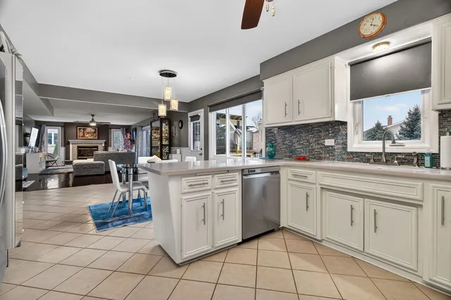 $609,900 | 13940 South Teakwood Drive, Homer Glen, IL 60491