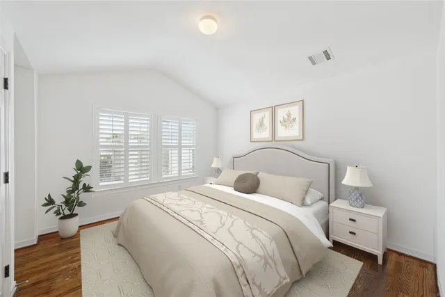 $899,000 | 2638 Wroxton Road, West University Place, TX 77005