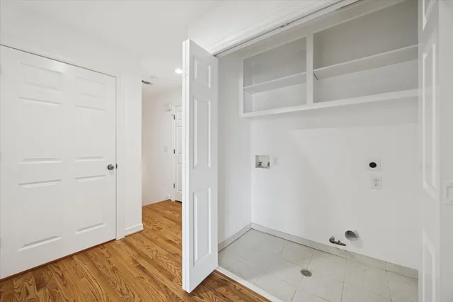 $899,000 | 2638 Wroxton Road, West University Place, TX 77005