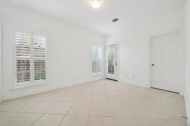 $899,000 | 2638 Wroxton Road, West University Place, TX 77005