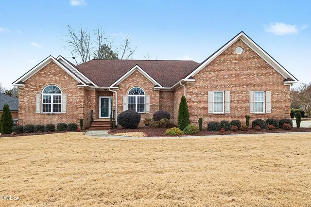 $469,000 | 346 Broadmoor Way, Clayton, NC 27520