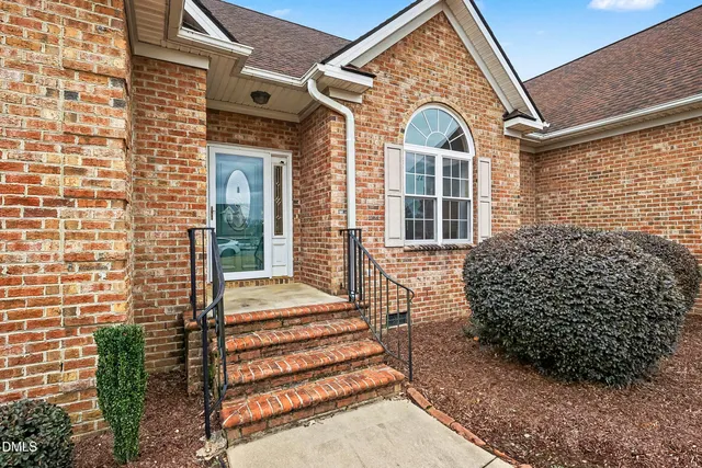 $469,000 | 346 Broadmoor Way, Clayton, NC 27520