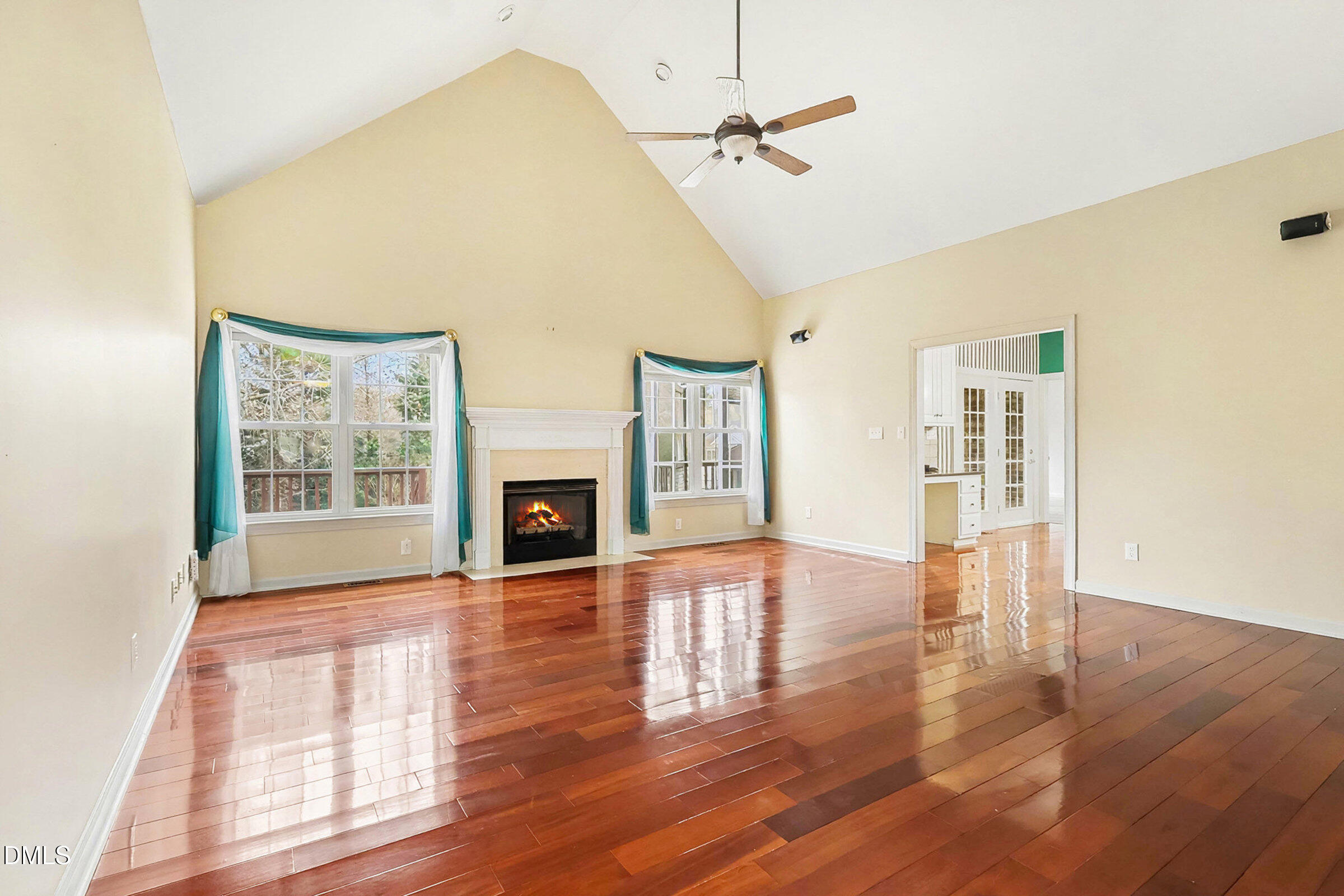 346 Broadmoor Way Clayton, NC 27520 - Photo 8 of 55 007_file_552