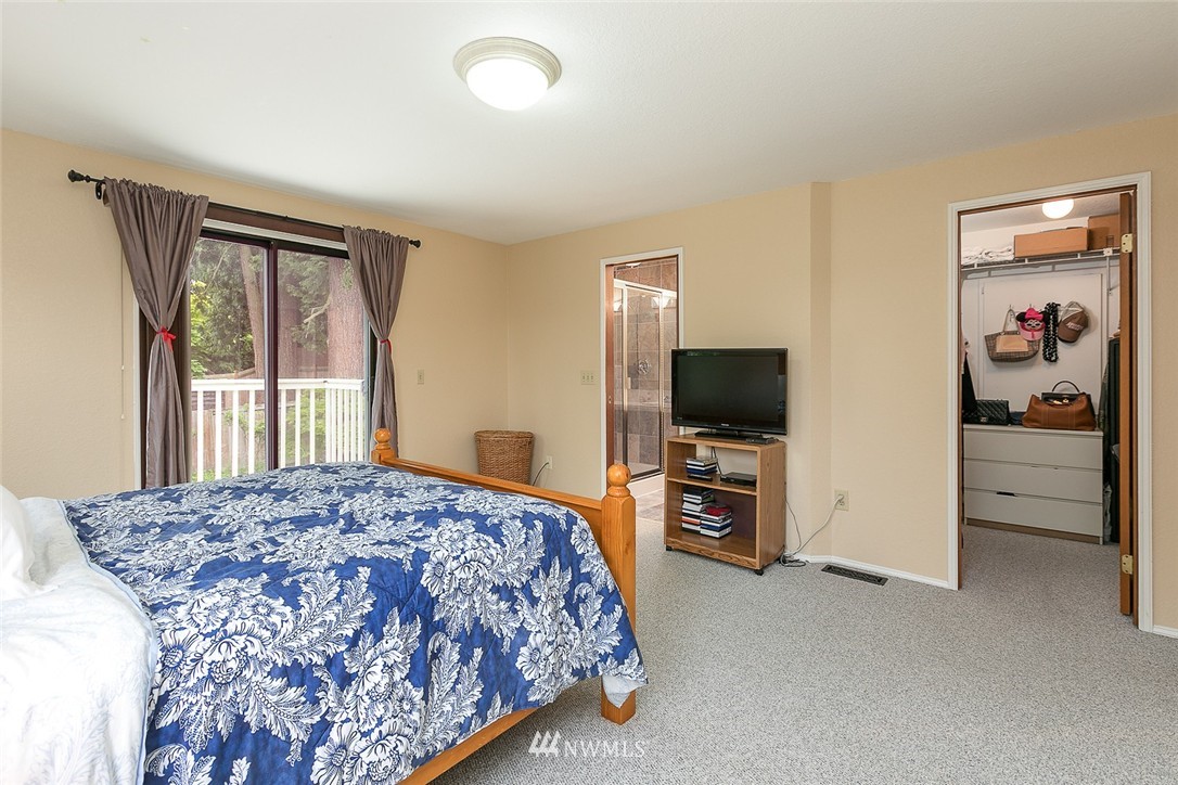 2019 237th Street Southeast Bothell, WA 98021 - Photo 11 of 19