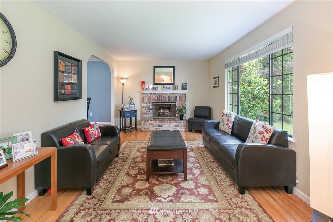 2019 237th Street Southeast Bothell, WA 98021 - Photo 3 of 19
