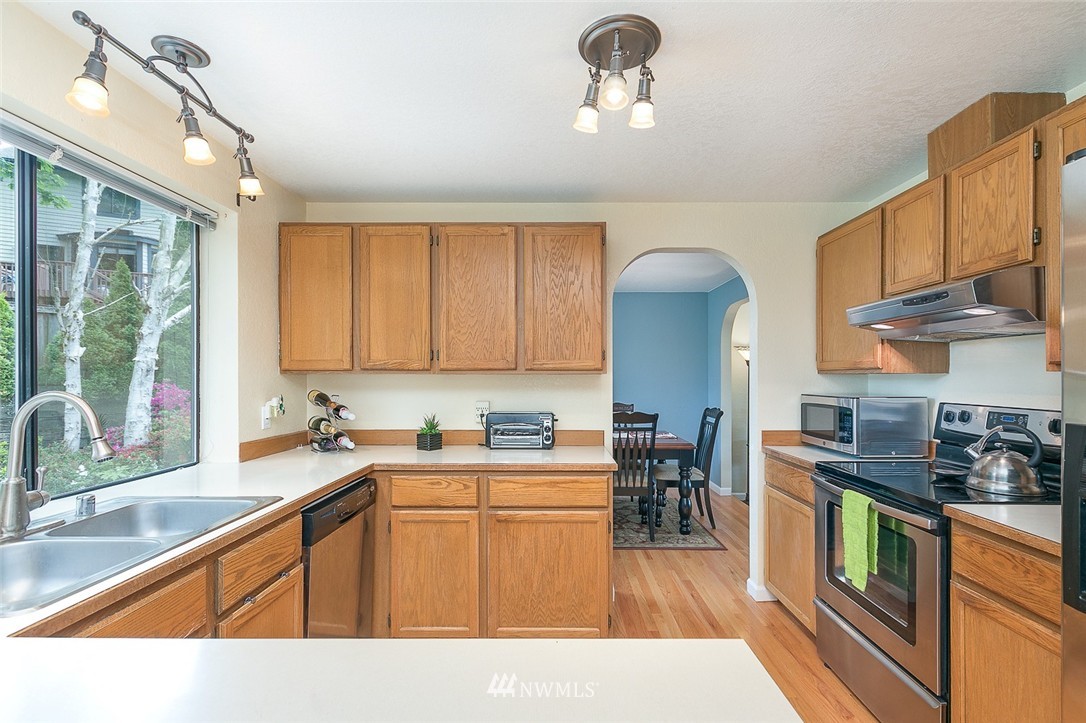 2019 237th Street Southeast Bothell, WA 98021 - Photo 6 of 19