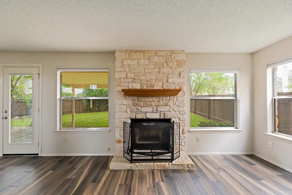 $2,450 | 13202 Amasia Drive, Austin, TX 78729