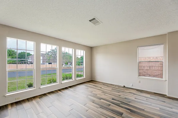 $2,450 | 13202 Amasia Drive, Austin, TX 78729
