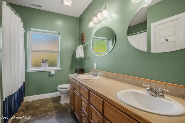 $1,125,000 | 833 Drummond Peak Road, Pinehurst, ID 83850