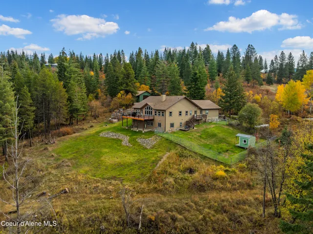 $1,214,000 | 833 Drummond Peak Road, Pinehurst, ID 83850