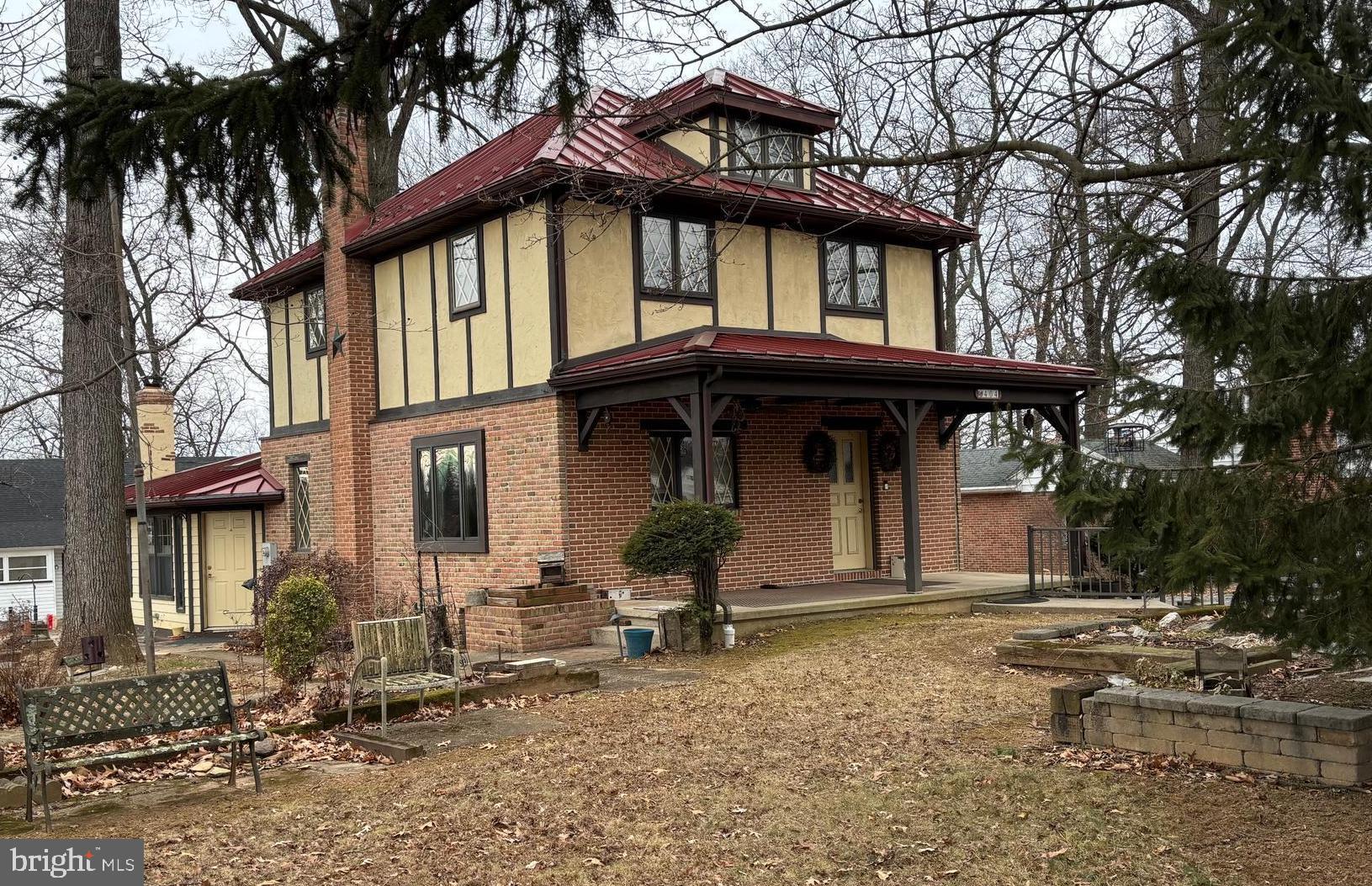404 North Main Street Red Lion, PA 17356 - Photo 1 of 28 a front view of a house