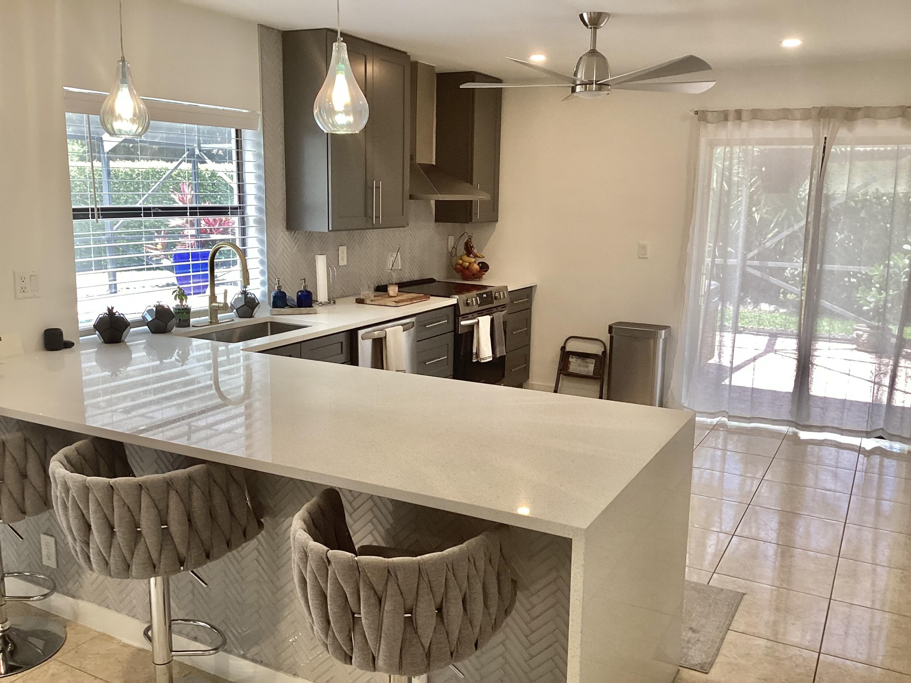 10496 Augusta Court Boca Raton, FL 33498 - Photo 3 of 41 Updated Kitchen