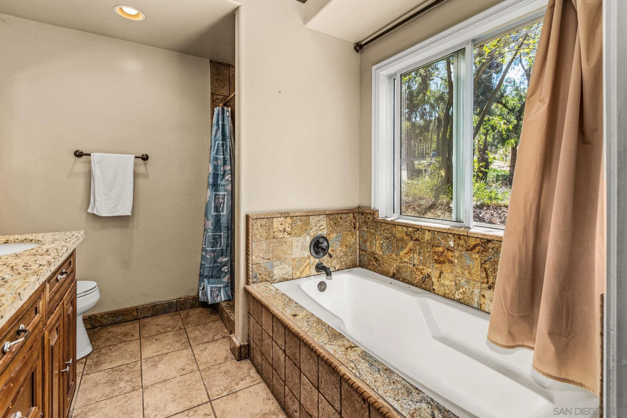 30015 Ridge Creek Road Valley Center, CA 92082 - Photo 16 of 50