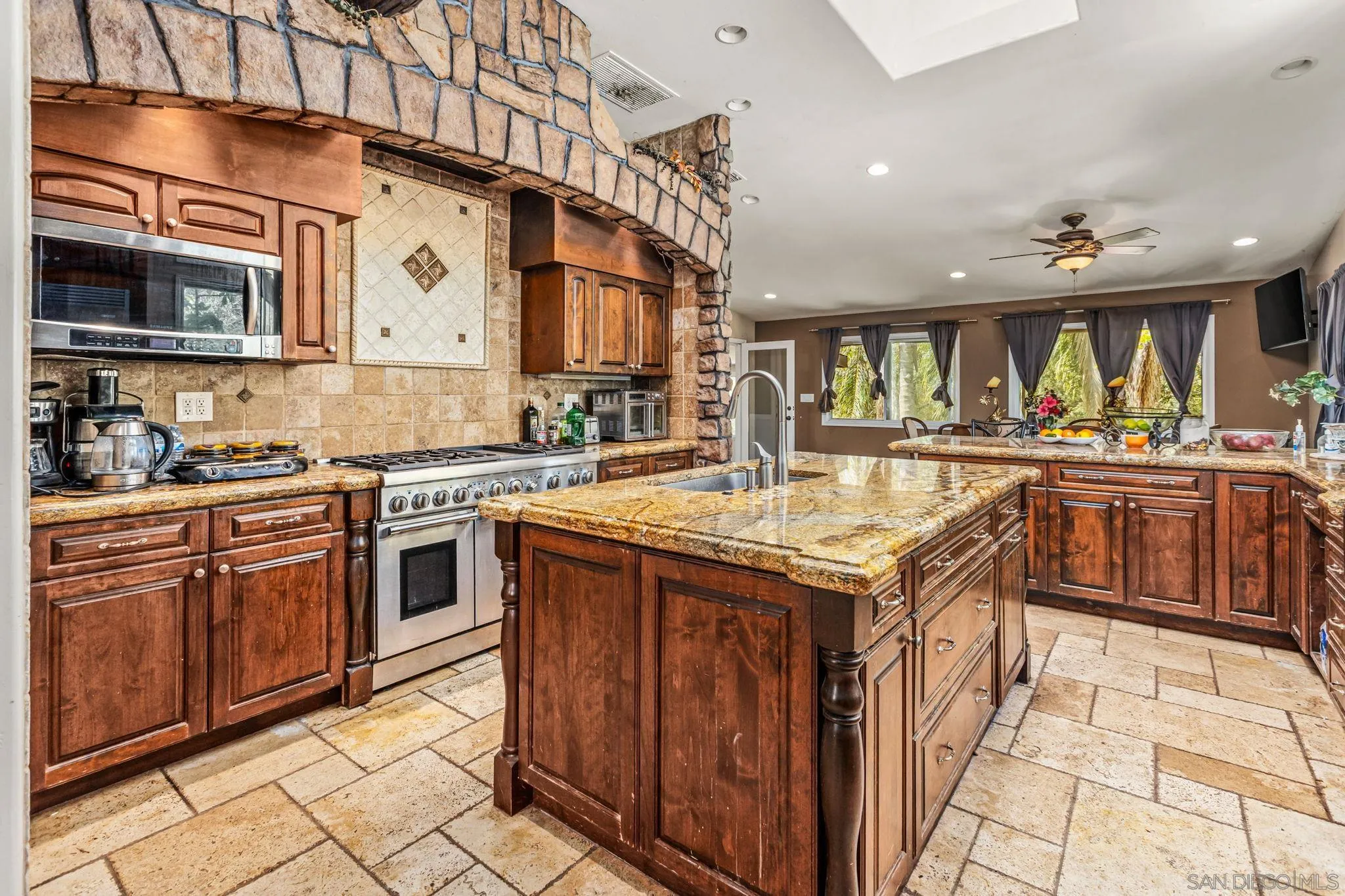 30015 Ridge Creek Road Valley Center, CA 92082 - Photo 10 of 50