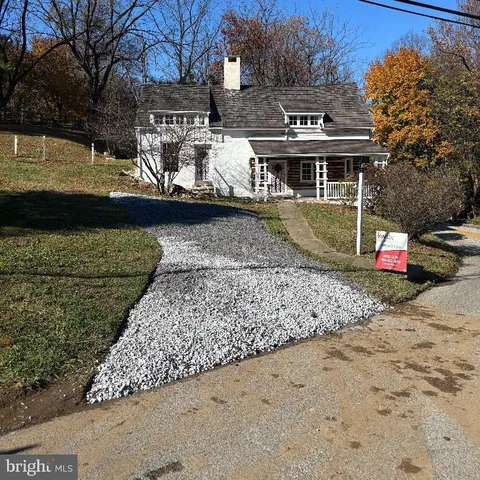 $4,999 | 875 Old State Road, Berwyn, PA 19312