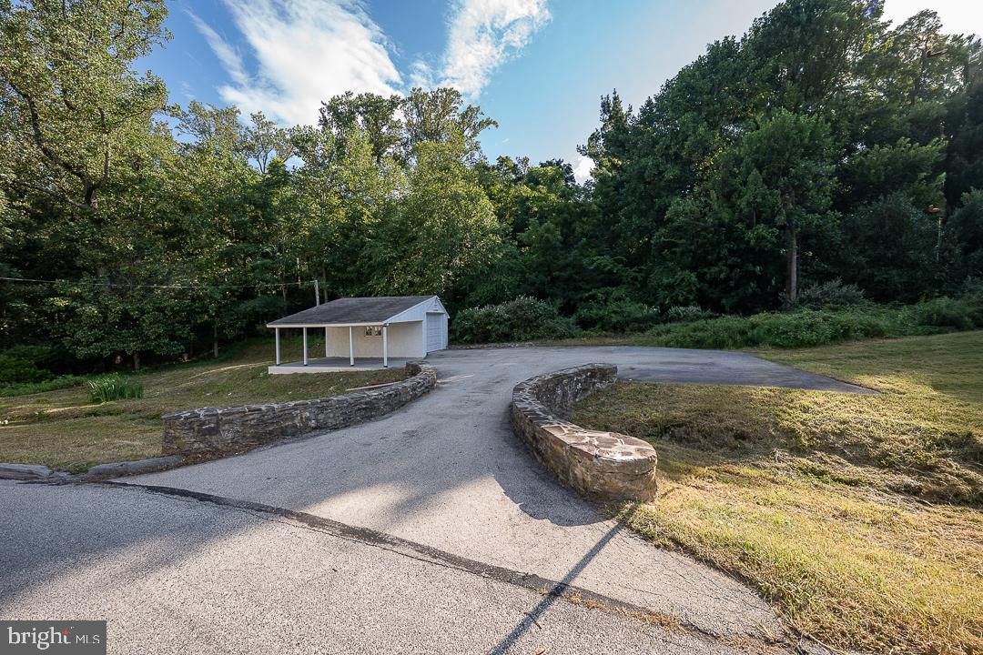 875 Old State Road Berwyn, PA 19312 - Photo 29 of 30 2nd driveway
