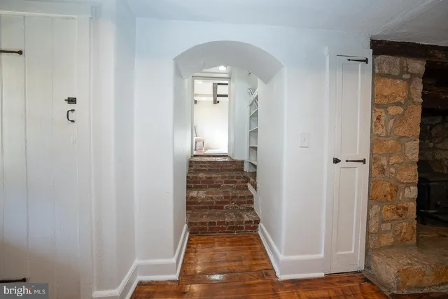 $4,999 | 875 Old State Road, Berwyn, PA 19312