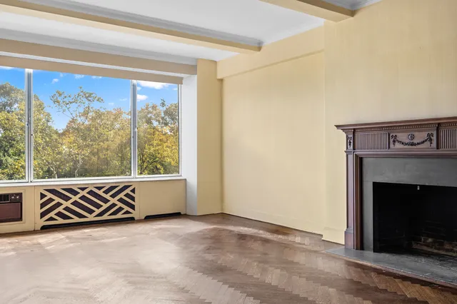 $3,250,000 | 130 East End Avenue, Unit 6A | Upper East Side