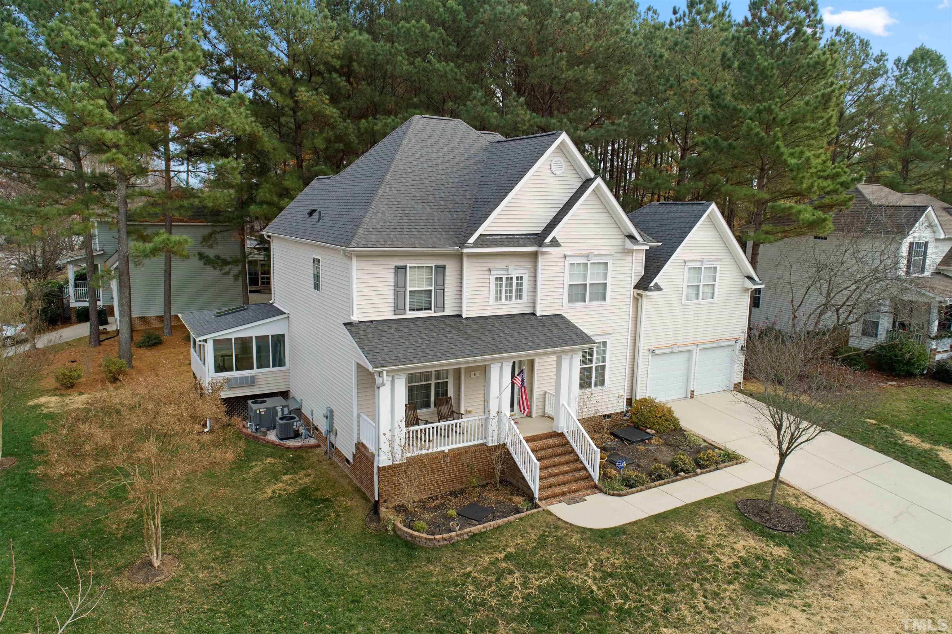 8 Pinestraw Way Durham, NC 27713 - Photo 3 of 18 Gallery Image 3