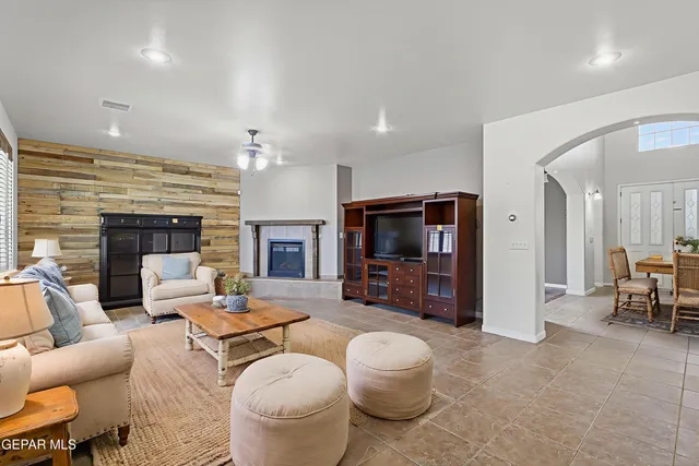 $435,000 | 7370 Navidad Way, Canutillo, TX 79835