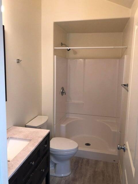 5587 Cathedral Oaks Road Santa Barbara, CA 93111 - Photo 15 of 18 5587 CO In Law Bathroom