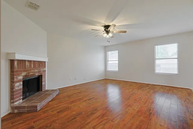 $2,450 | 8320 Seven Oaks Lane, Denton, TX 76210