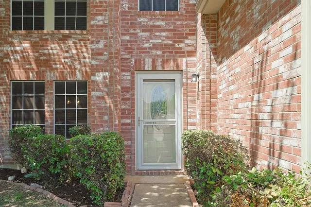 $2,450 | 8320 Seven Oaks Lane, Denton, TX 76210