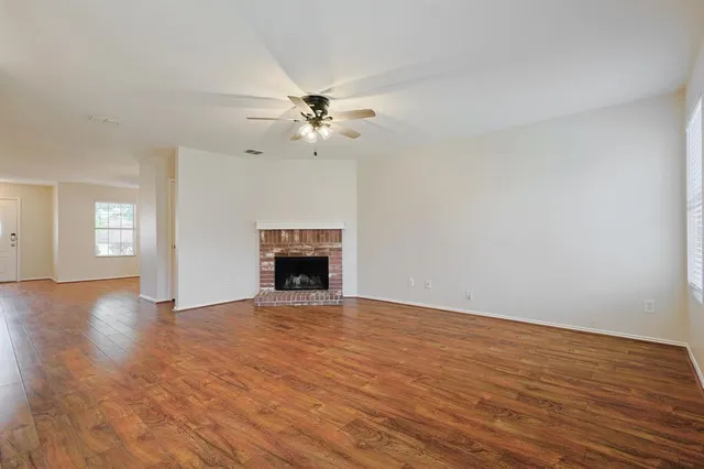 $2,450 | 8320 Seven Oaks Lane, Denton, TX 76210